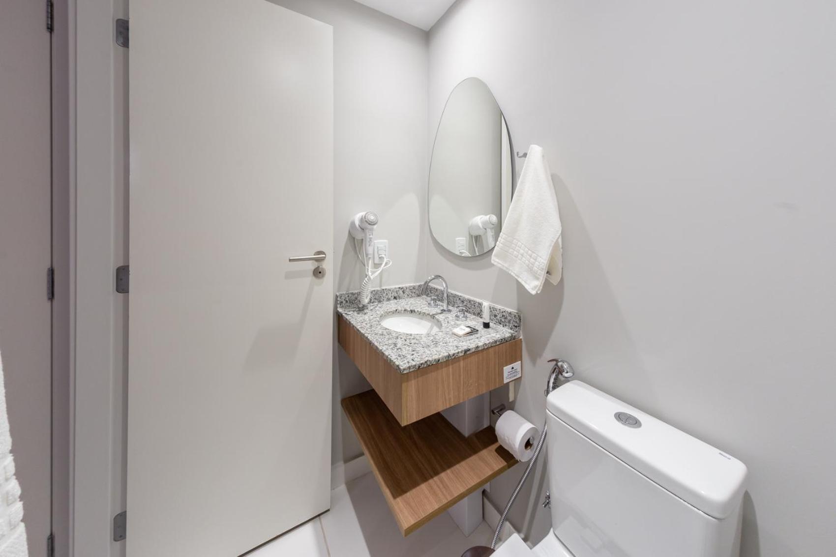 Charlie Contemporaneo Jardins Essential Apartamento