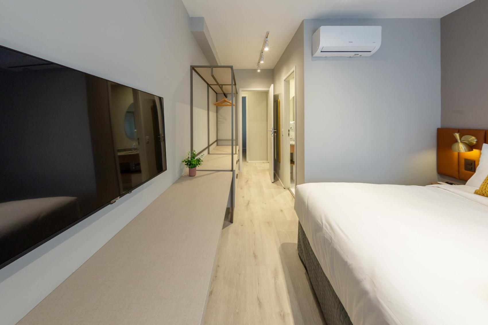 Charlie Contemporaneo Jardins Essential *