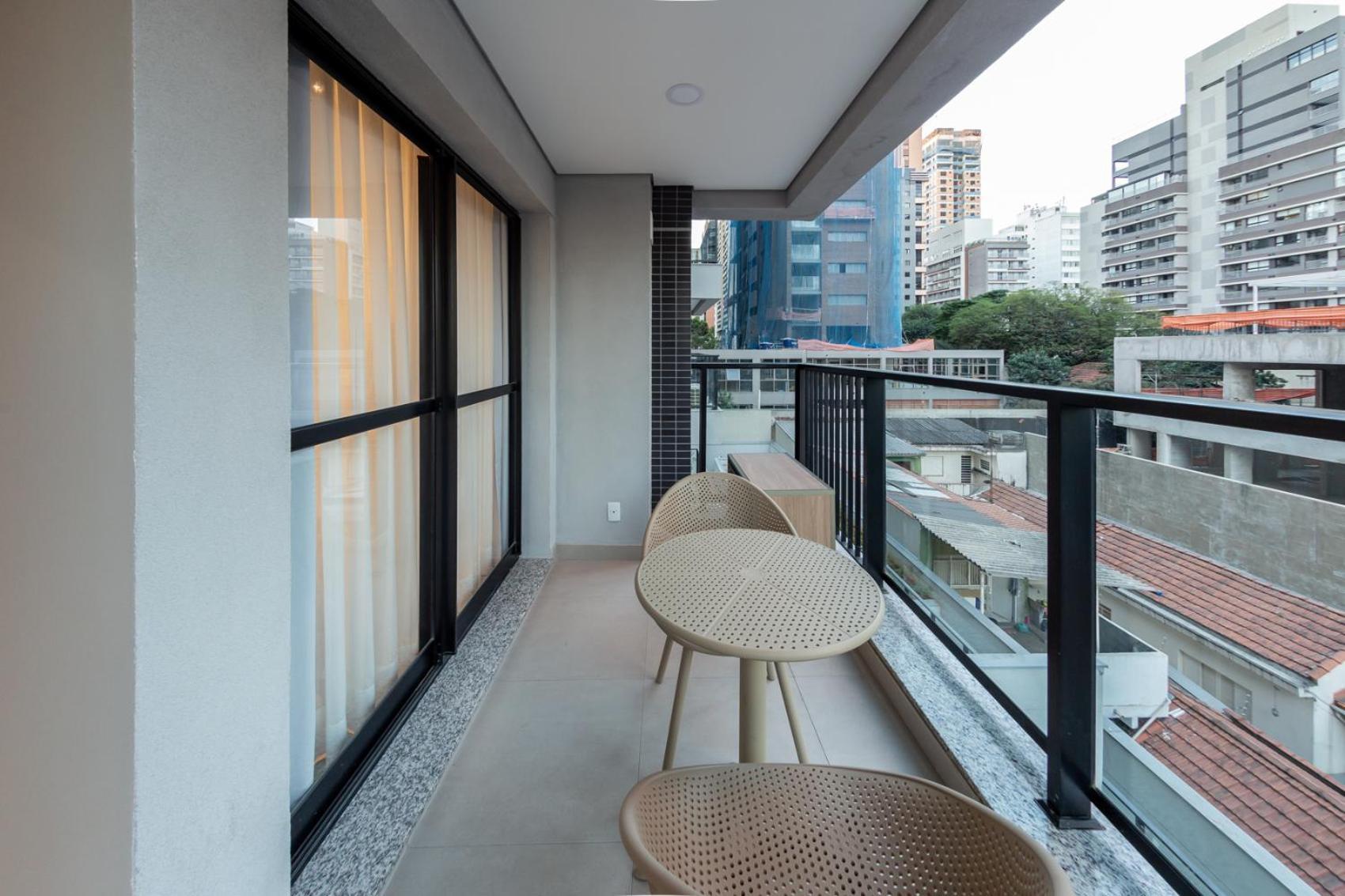 Charlie Contemporaneo Jardins Essential São Paulo